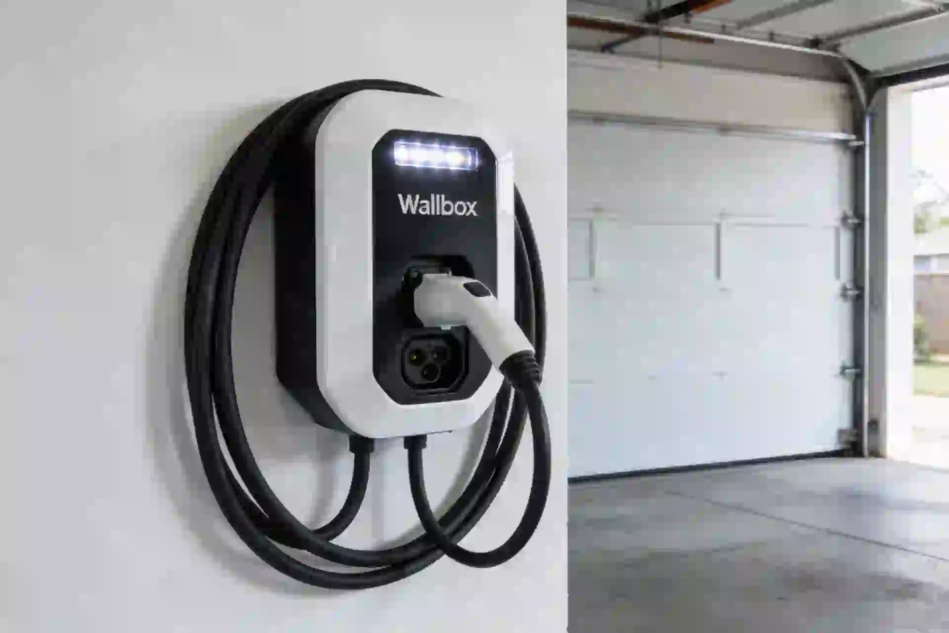Installation borne de recharge à Abzac